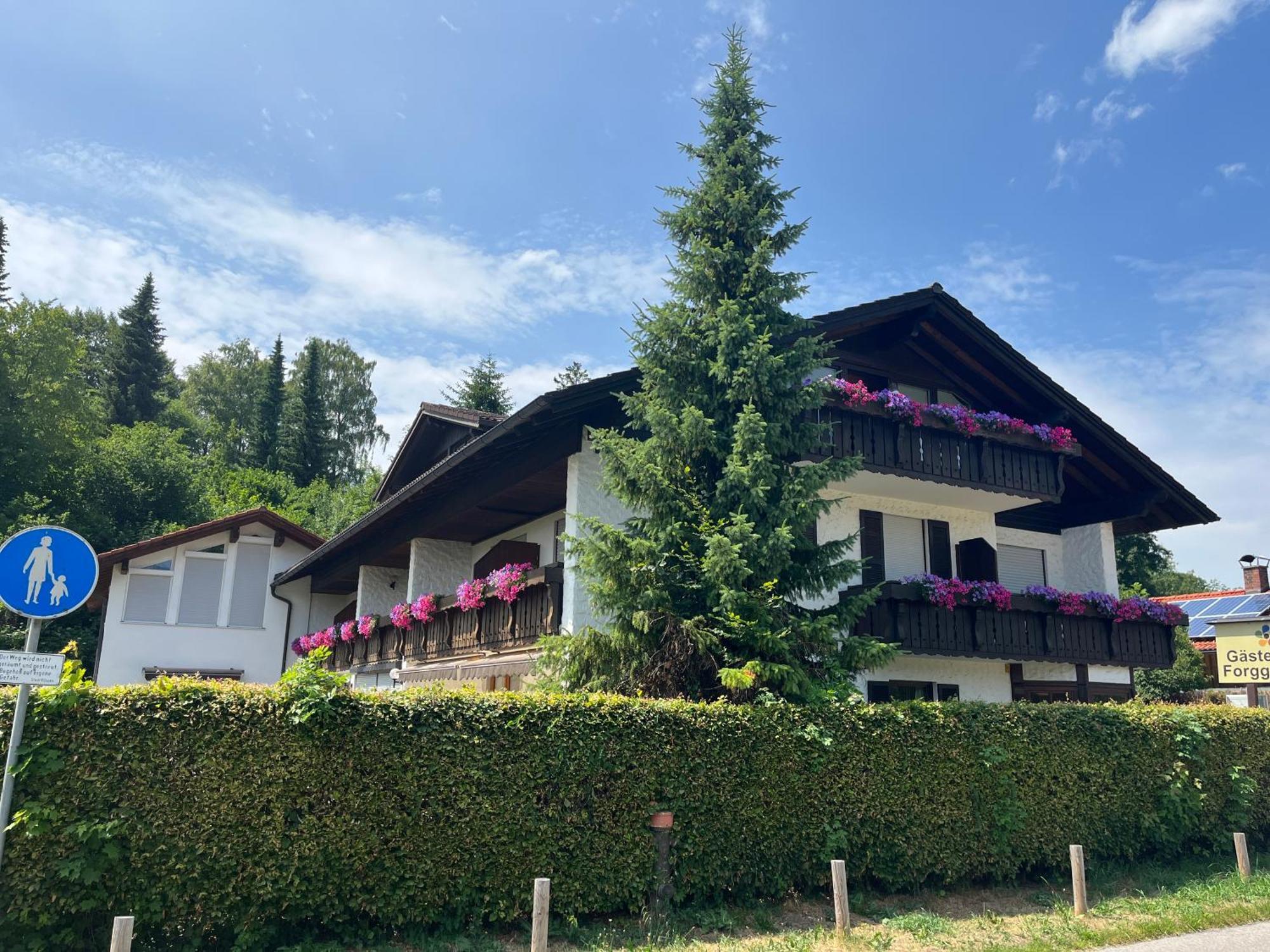 Gaestehaus Forggensee Hotel