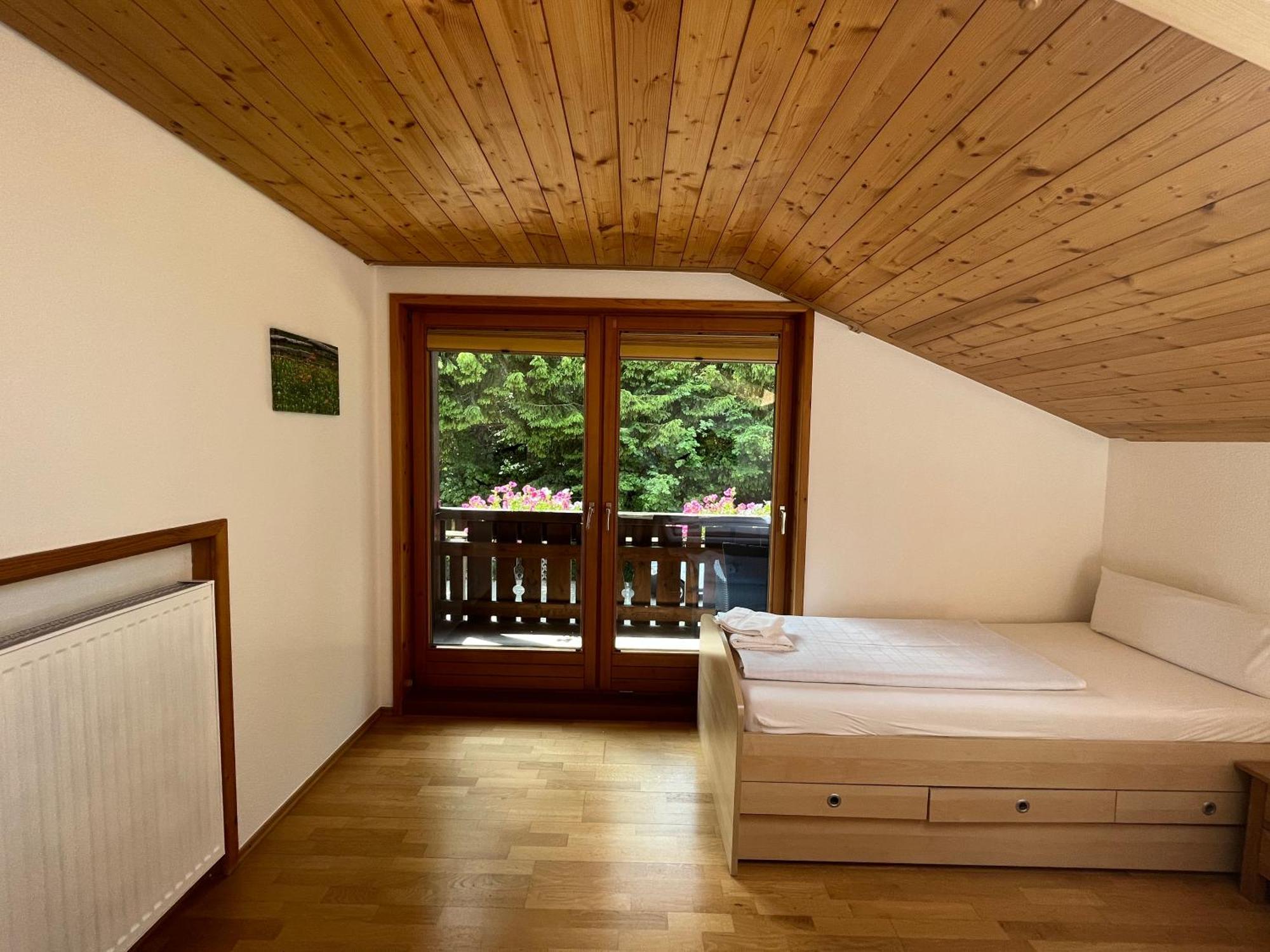 Hotel Gaestehaus Forggensee *
